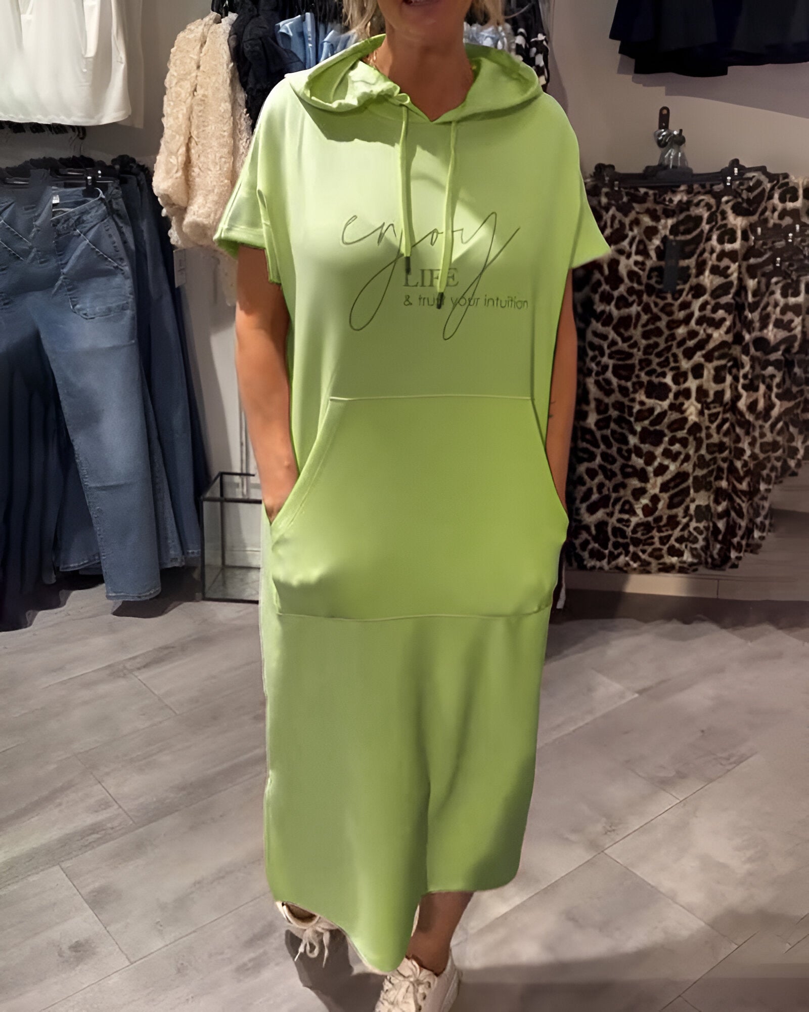 Dominika – Pohodlné Mikinové Šaty pre Ženy