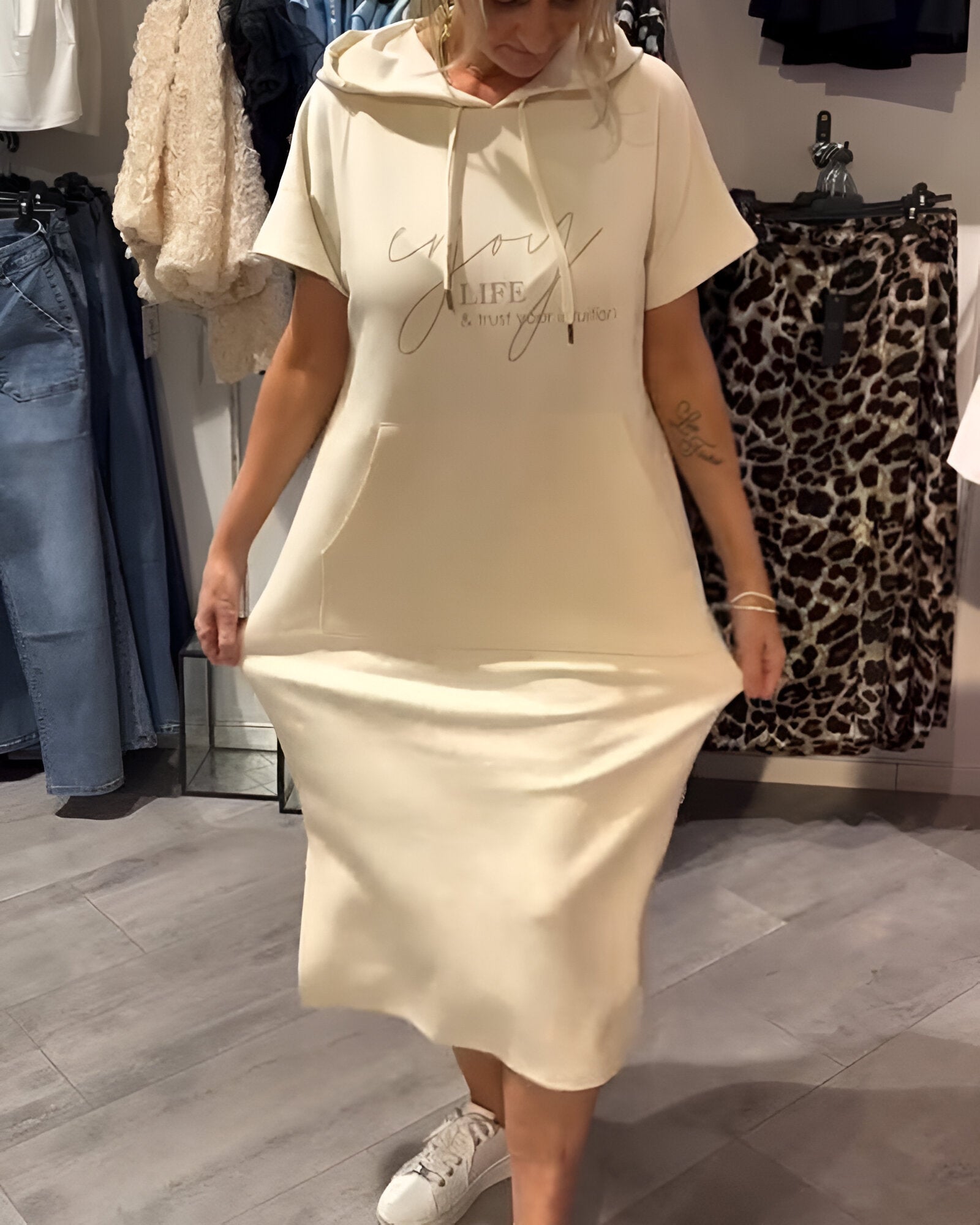 Dominika – Pohodlné Mikinové Šaty pre Ženy