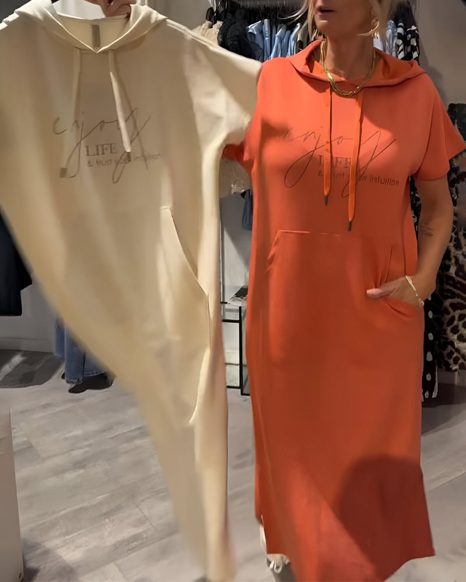 Dominika – Pohodlné Mikinové Šaty pre Ženy